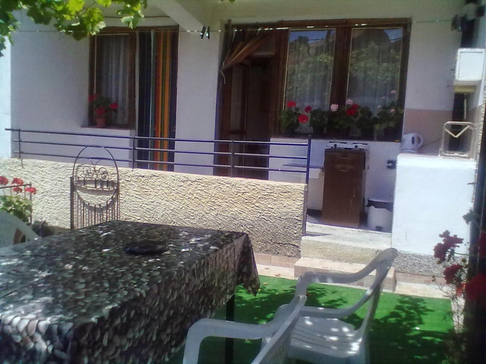 Dom Lidiya Hotel Pomorie Exterior photo