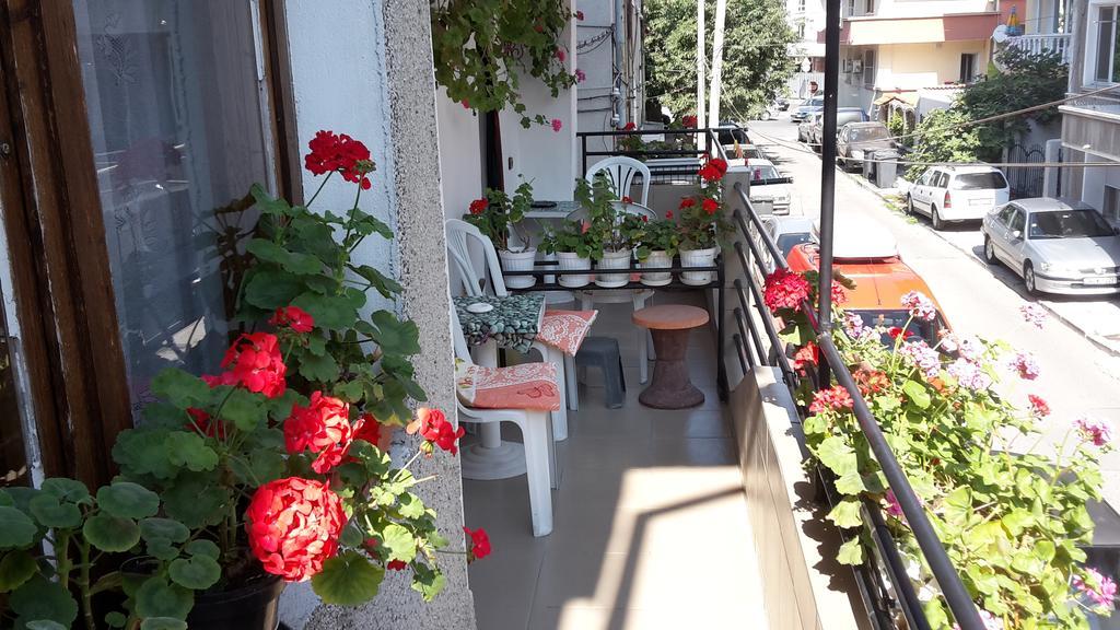 Dom Lidiya Hotel Pomorie Exterior photo